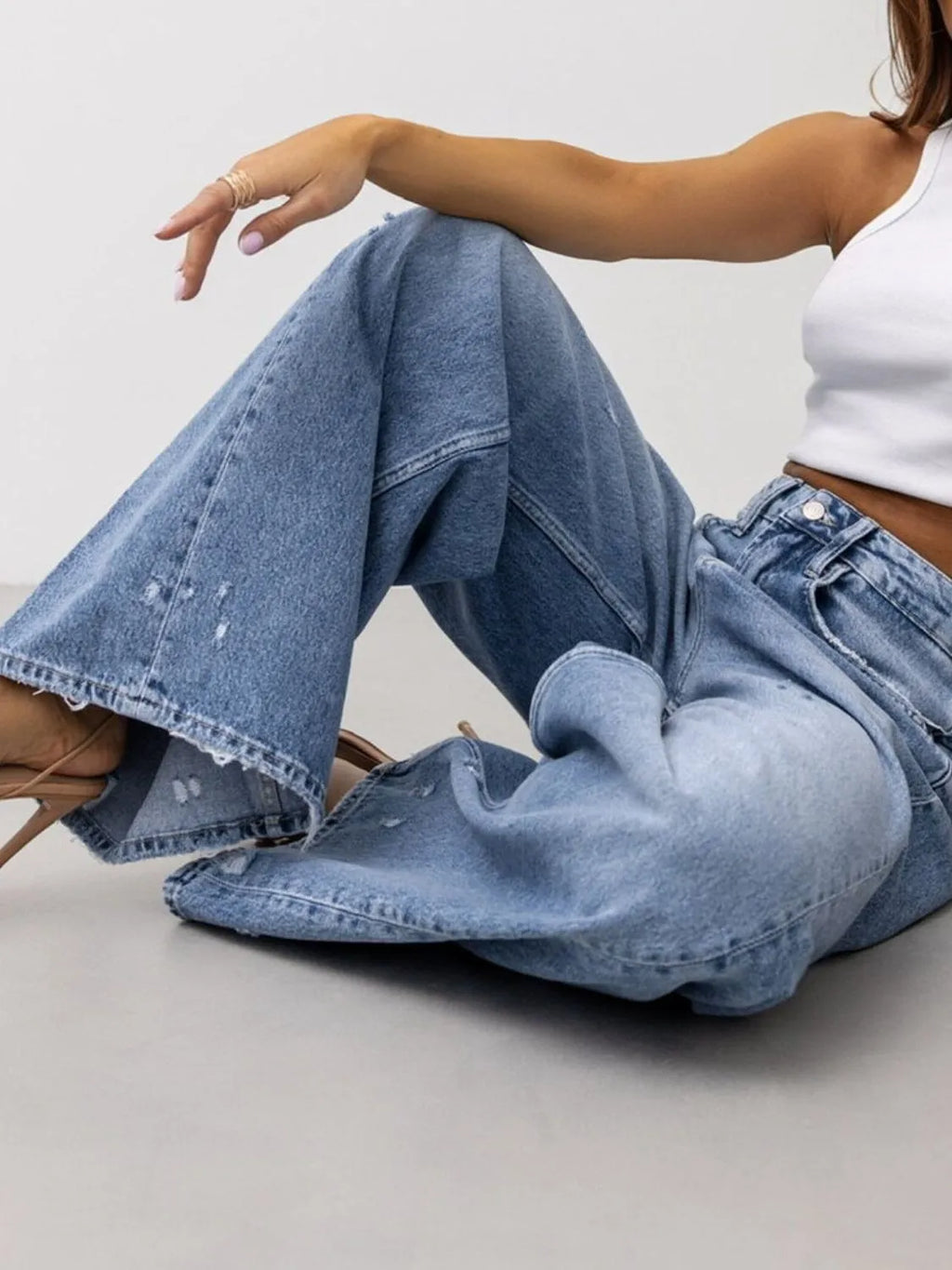 Distressed Wide Leg Jeans